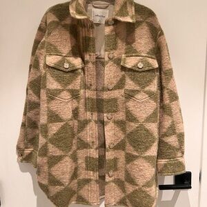 Aritzia Wilfred Free Ganna Light Shacket in XS